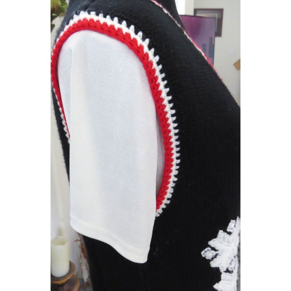 Christopher & Banks Women's Hand Crochet Sweater Vest Black/Red L EUC - Picture 5 of 8